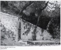 Imatge antiga de l’entrada a la font.